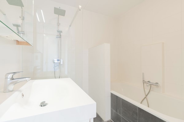 Medium property photo - Bert Haanstrahof 10, 1087 DL Amsterdam